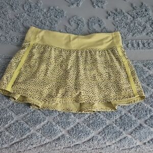 Lululemon Pace Rival II Sz 6R Dottie Dash Clarity Yellow/Black